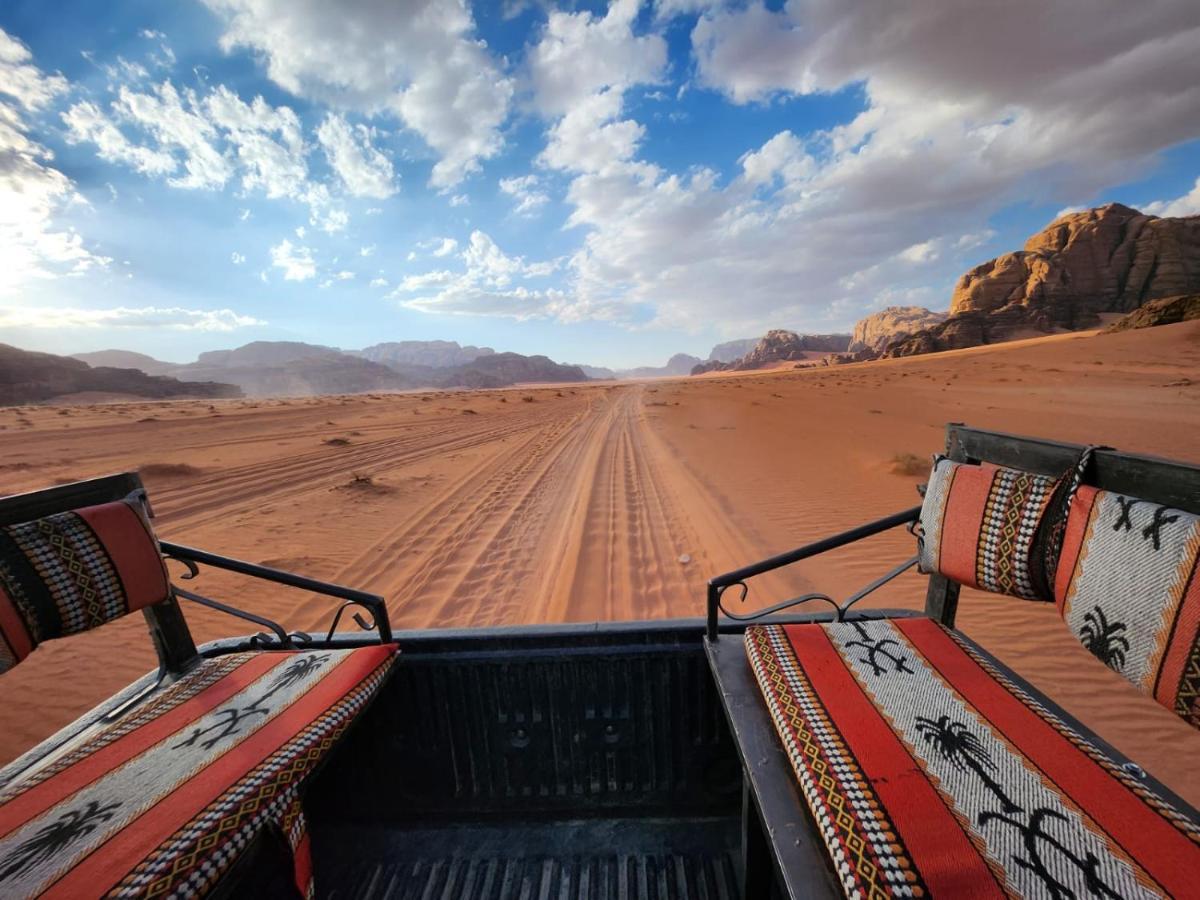 White Desert Camp ワディ ・ラム エクステリア 写真