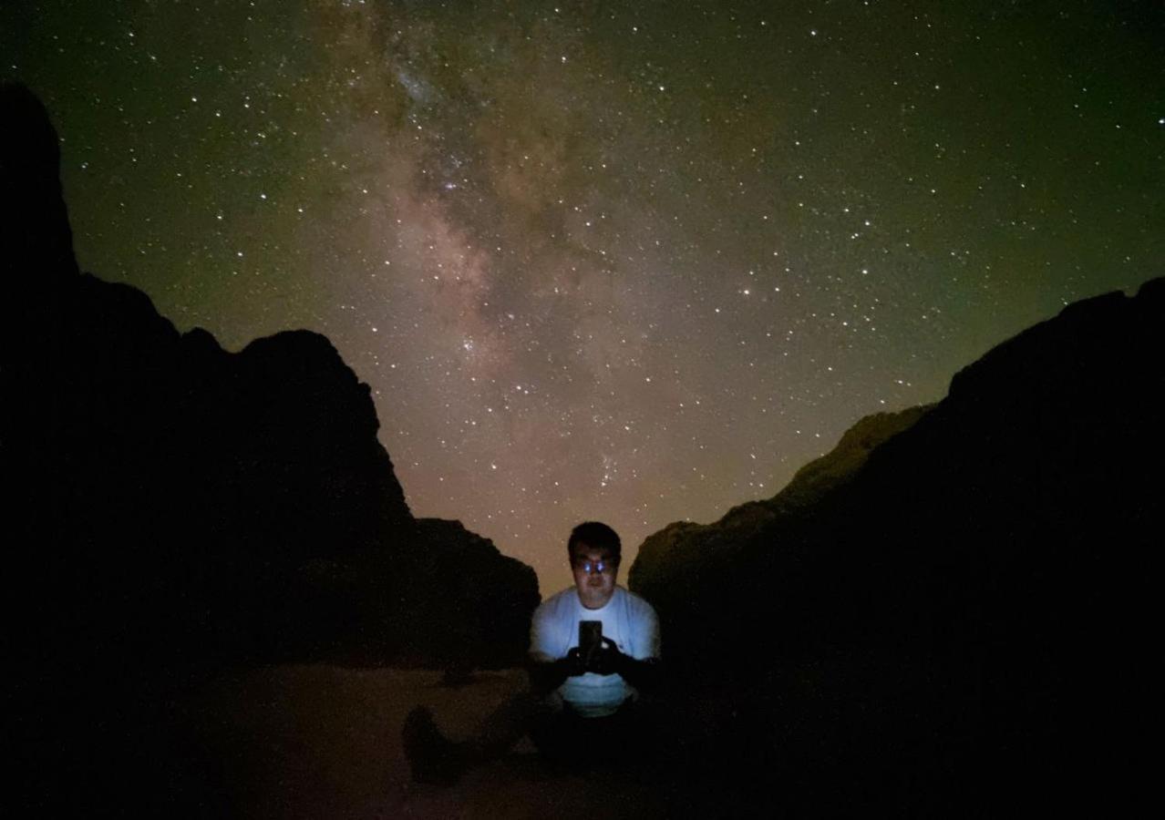 White Desert Camp ワディ ・ラム エクステリア 写真