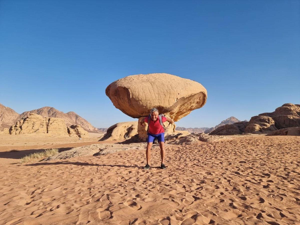 White Desert Camp ワディ ・ラム エクステリア 写真