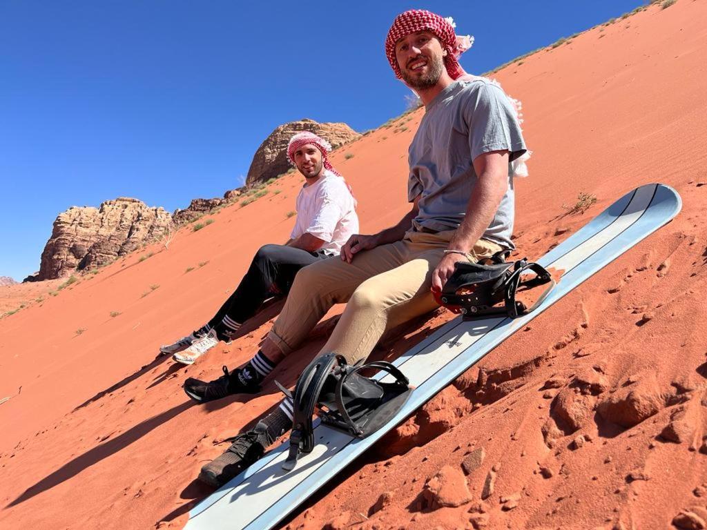 White Desert Camp ワディ ・ラム エクステリア 写真